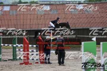 2021-05-30_15-16-34_4978