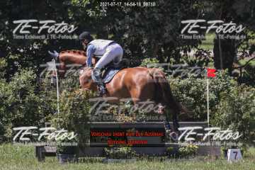 2021-07-17_14-54-18_09710