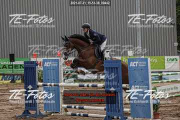 2021-07-31_15-51-38_00442