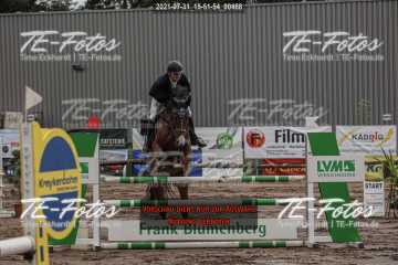 2021-07-31_15-51-54_00468