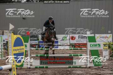 2021-07-31_15-51-54_00470