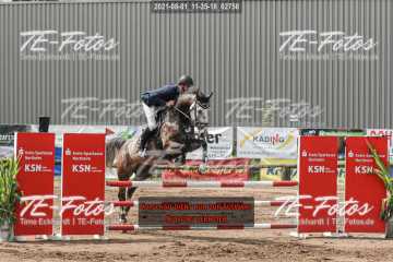 2021-08-01_11-35-18_02750 2021-08-01_11-35-18_02750