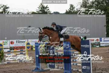2021-08-01_15-32-45_02987