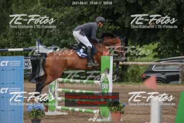 2021-08-01_15-35-17_00539