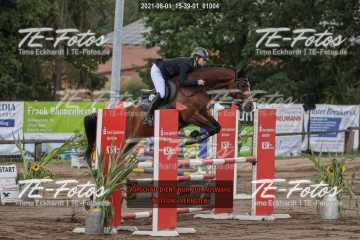 2021-08-01_15-39-01_01004