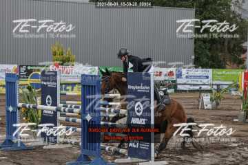 2021-08-01_15-39-20_00904