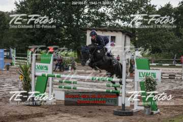 2021-08-01_15-42-11_00961