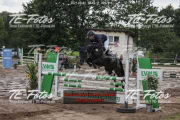 2021-08-01_15-42-11_00979