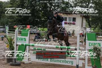 2021-08-01_15-50-21_00229