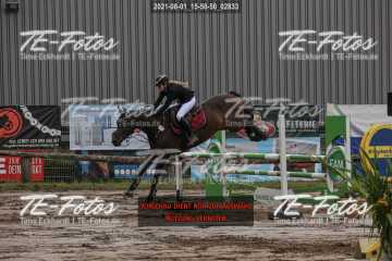 2021-08-01_15-50-50_02833