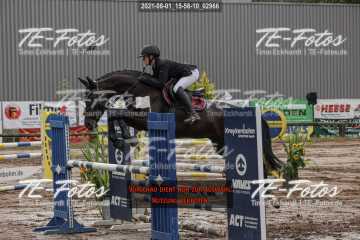 2021-08-01_15-56-10_02966