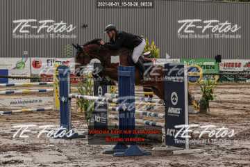 2021-08-01_15-58-20_00538