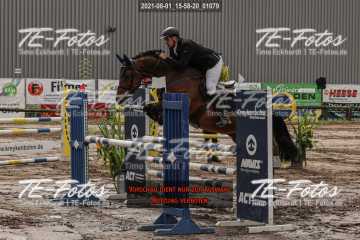 2021-08-01_15-58-20_01079