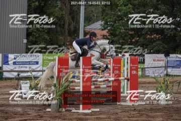 2021-08-01_16-05-03_02132