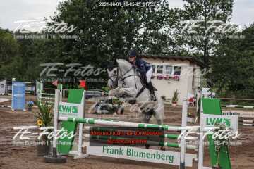 2021-08-01_16-05-45_01755