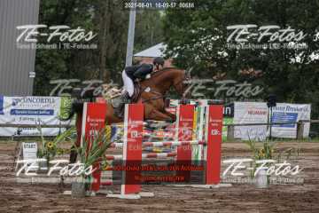 2021-08-01_16-09-57_00686