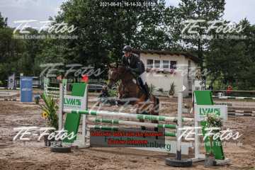 2021-08-01_16-14-33_01658