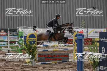 2021-08-01_16-14-43_02996