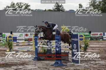 2021-08-01_16-16-08_02300