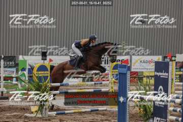 2021-08-01_16-16-41_00252