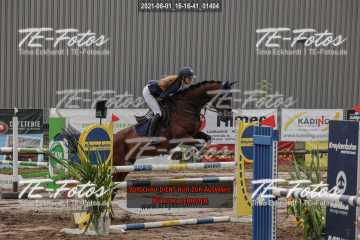 2021-08-01_16-16-41_01404