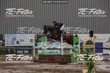 2021-08-01_16-16-58_01318