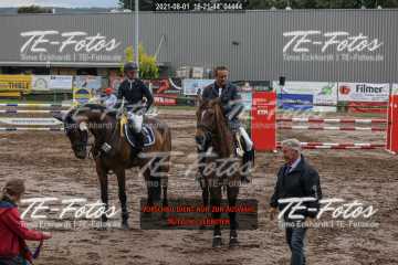 2021-08-01_16-21-44_04444