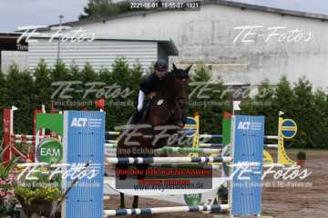 2021-08-01_16-55-07_1921