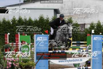 2021-08-01_17-13-40_2323