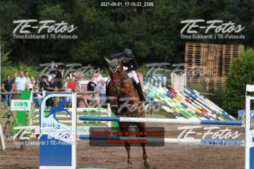 2021-08-01_17-16-32_2396