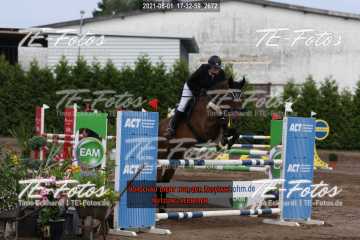 2021-08-01_17-32-59_2672 2021-08-01_17-32-59_2672