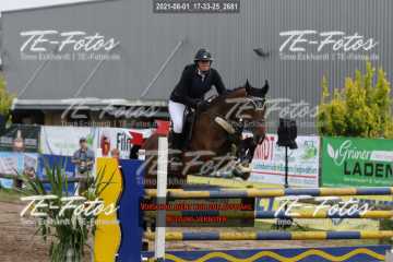 2021-08-01_17-33-25_2681 2021-08-01_17-33-25_2681