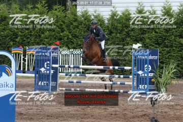 2021-08-01_17-37-38_2795