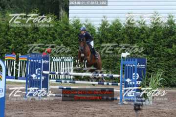 2021-08-01_17-39-52_3052