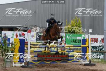 2021-08-01_17-41-42_3168