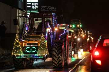2021-12-19_19-06-25_00162 2021-12-19_19-06-25_00162