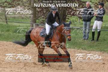2022-04-30_13-30-48_03301