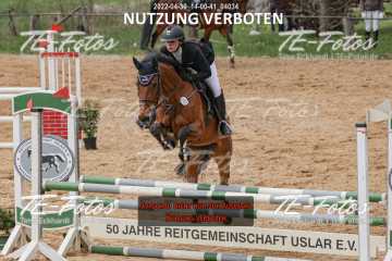 2022-04-30_14-00-41_04034