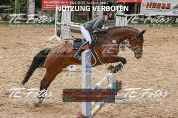 2022-04-30_14-01-47_04049