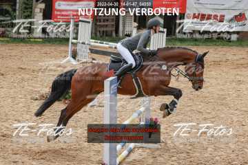 2022-04-30_14-01-47_04050