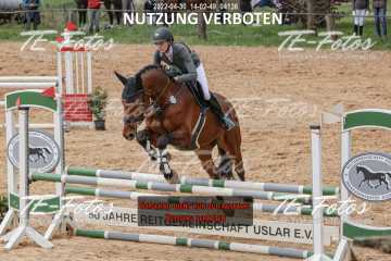 2022-04-30_14-02-49_04136