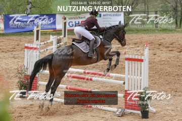 2022-04-30_14-09-32_04197