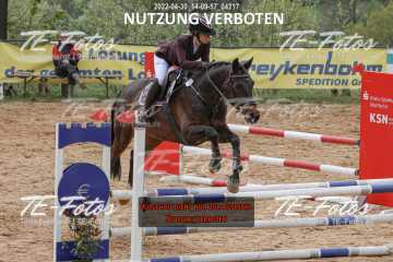 2022-04-30_14-09-57_04217