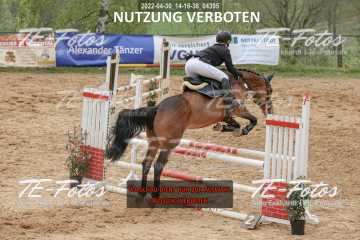 2022-04-30_14-16-38_04395