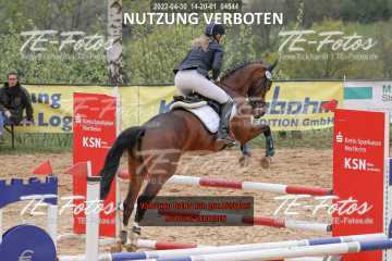 2022-04-30_14-20-01_04544
