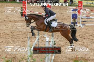 2022-04-30_14-20-11_04557