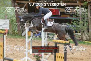 2022-04-30_14-23-51_04740
