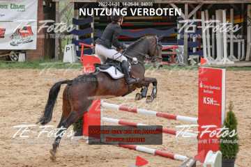 2022-04-30_14-26-04_04906