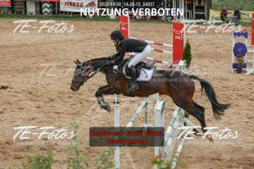 2022-04-30_14-26-15_04937