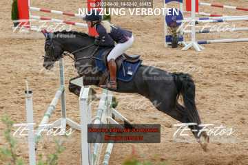 2022-04-30_14-32-02_05485